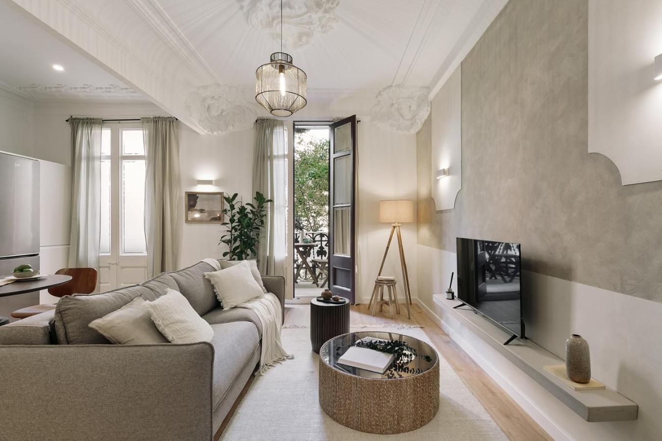 Apartament Baia - And Balcony In Eixample Esquerra *